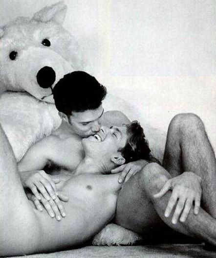lovehouse:  ~♥You’re the only one that make me feel in the Paradise♥~  ❤♂Just