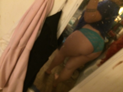 taboobbwgirl: Someolder pics I found
