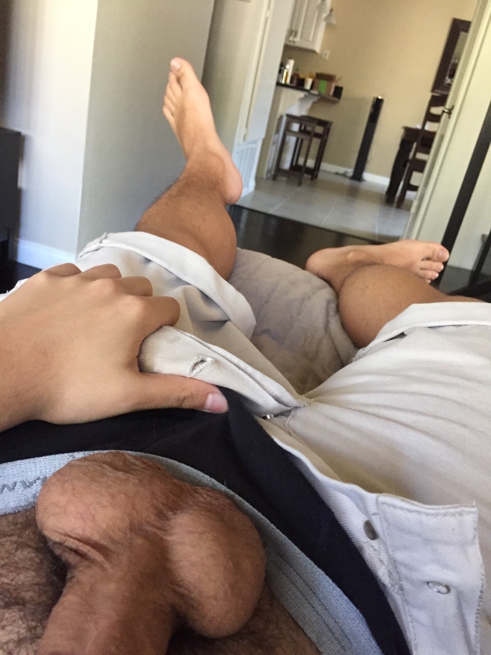 srslysexy:dinoonyourface is srslysexy I could suck on those balls all day!