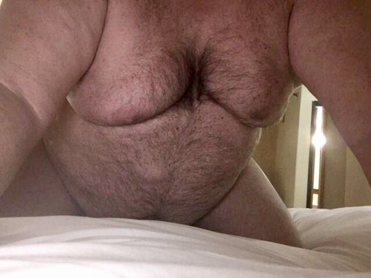 XXX biggbelly:  Before I shaved off the fur… photo