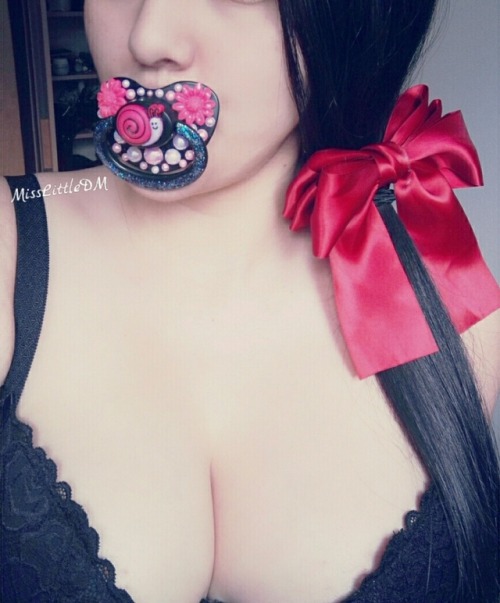 Porn photo New pacifier by @littleprincesscustoms 🍼❤🐌🌸