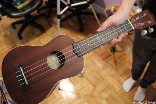 imitative:emily’s uke again lol