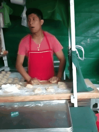 Mexico gifs. Making pan de nata. A kind of dense, sweet, hotcake.Mercado al lado de Parque Delta, Mé
