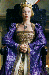 borgiapope:The White Princess costumes: 1.05 Traitors  