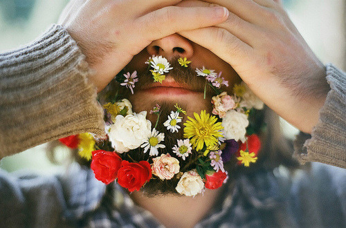 nourishyouruniverse:  fridayinfrance:  ivy-and-twine:MCM Part II   Flower Beards VZ WE MM VV PY