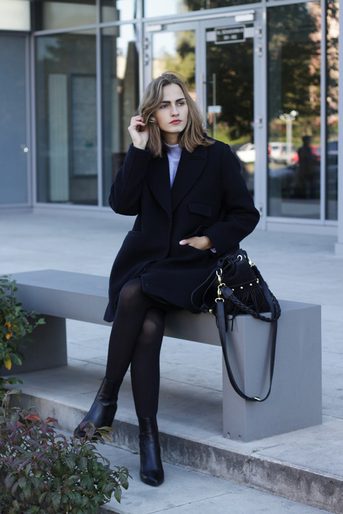 (via Oversized coat - SO IN CARMEL)