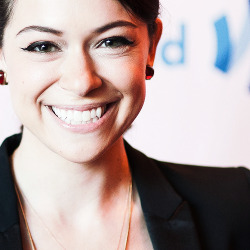 rachelduncns:  Events featuring→ Tatiana Maslany  &lsquo;GLAAD Media Awards&rsquo; - April 12, 2014.   