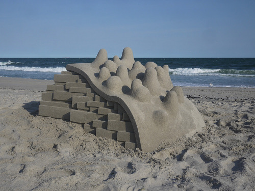 itscolossal: New Modernist Sandcastles Constructed by Calvin Seibert