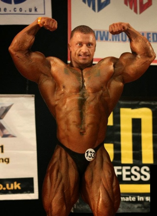 nicemusclemen:  Haroldas Dambrauskas porn pictures