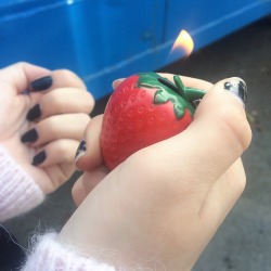 makibunny:  omg ;u; 🍓