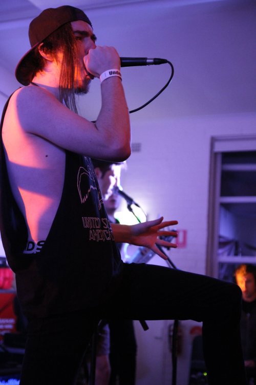 headofalion:  Tyler Gillespie. Show with House vs. Hurricane + Boris The Blade.FacebookYoutubeCredit to Kira Addicoat for taking the snaps! 