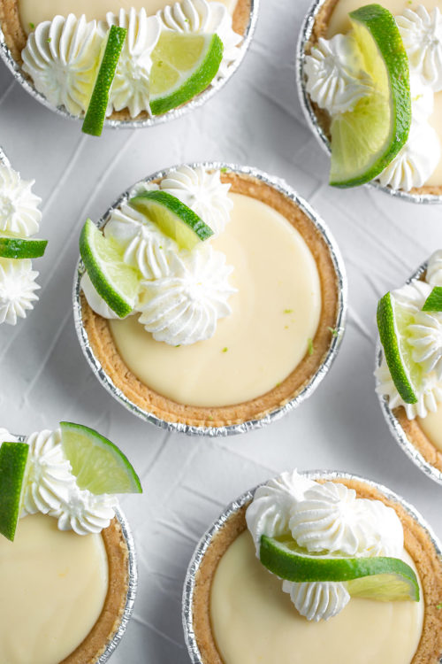 the-girl-with-the-most-cake-13:  sweetoothgirl: Mini Key Lime Pies   🎂 