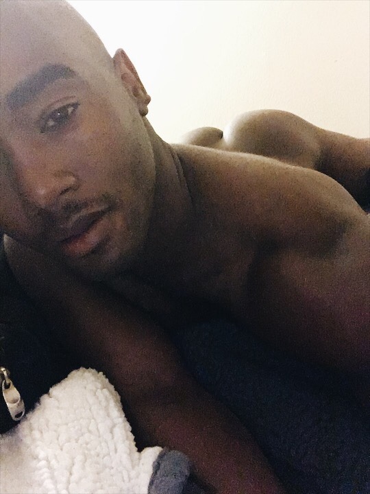 nubi90an:  It’s only fitting I be in my birthday suit on my birthday! 12/18/90
