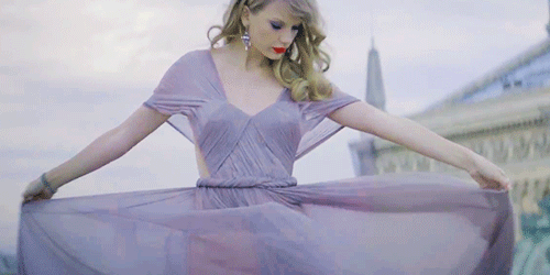 1fearless3:thesmilestheflowers-everything:Taylor Swift Spinning in dresses; some things never change