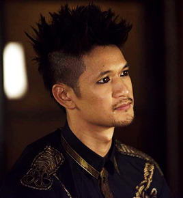 dailyharryshumjr:  Magnus Bane in the Shadowhunters 3x03 promo stills