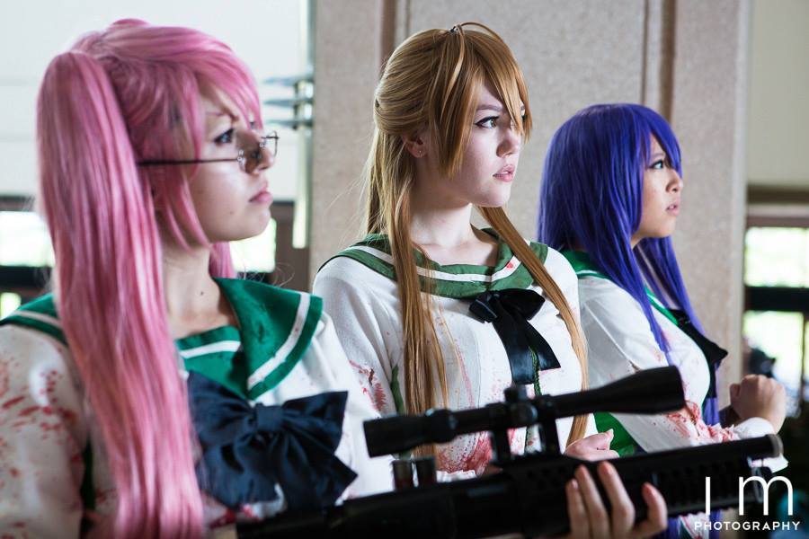 howyoudointiger:  Preview photo from our Highschool of the Dead cosplays from Metrocon