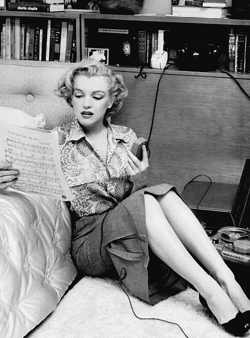 missmonroes:  Marilyn Monroe photographed by John Florea, 1951 