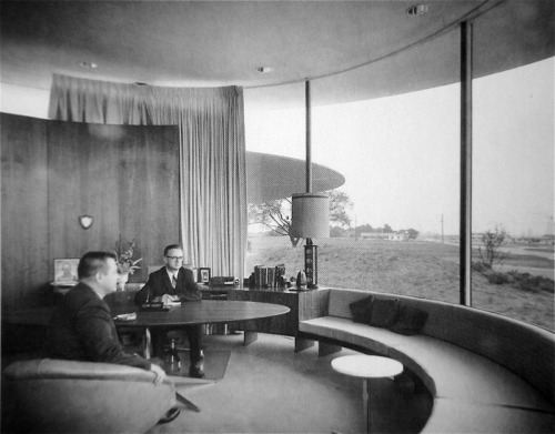 midcenturymodernfreak:  UFOs Do Exist! 1963 State Capital Bank aka Flying Saucer Bank | Architects: 