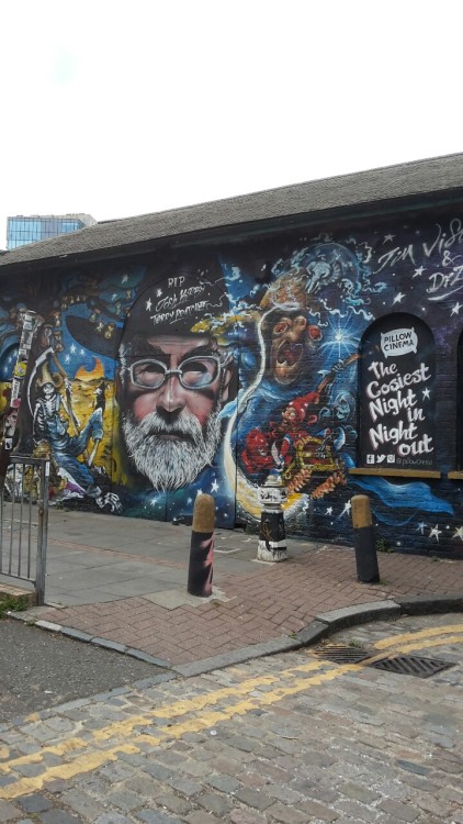 hgavin:Terry Pratchett graffiti by Brick Lane, London.