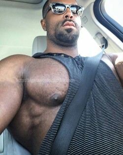 bigntastydc:  Everything about this dude