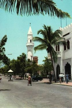 gonewithseptember:  Mosques of Mogadishu. Such diversity in architecture. Love it. 1 &amp; 2. Arba Rucun Mosque. 3. Masjidka Isbaheysiga/ National Mosque 4. Jasira, island with small mosque 5. Ithna Asheri Mosque 6. Abdiaziz Mosque is one of the