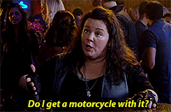 ORDERING A DRINK AT CIRQUE LE SOIR