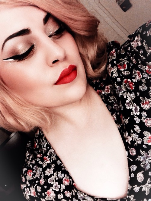 bombshell ✌️