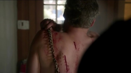 Revenge S04E04 In this episode of the soapy thriller, David Clarke (played by James Tupper) strips o