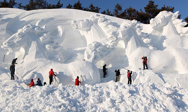 “Snow horses” [via]