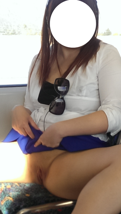 sluttychinesewife:  Going to the hockey game
