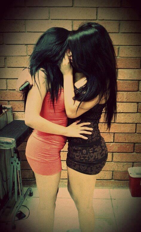 lovelyxxxlatinas:  Naked Latinas Pictures