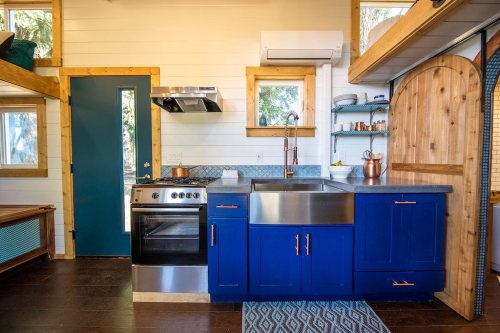 dreamhousetogo:By Tiny House Heirloom