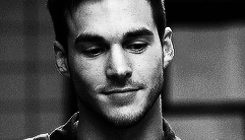 Voir un profil - Liam Gremlins Tumblr_ok34yojTVk1vdxc9uo3_250