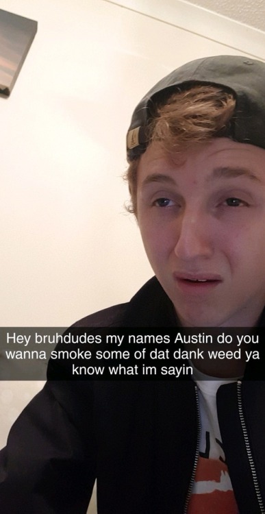 itsagifnotagif:  Whatever way I wear my cap my persona can change into a different white male cliché (Snapchat: itsagifnotagif)