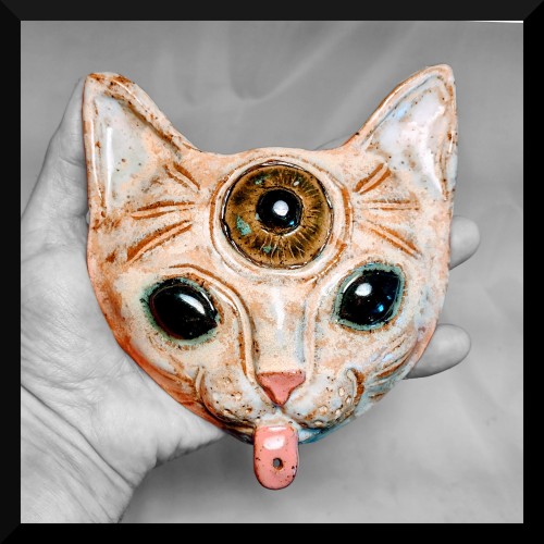 Opal Spectre, Three-Eyed Kitten