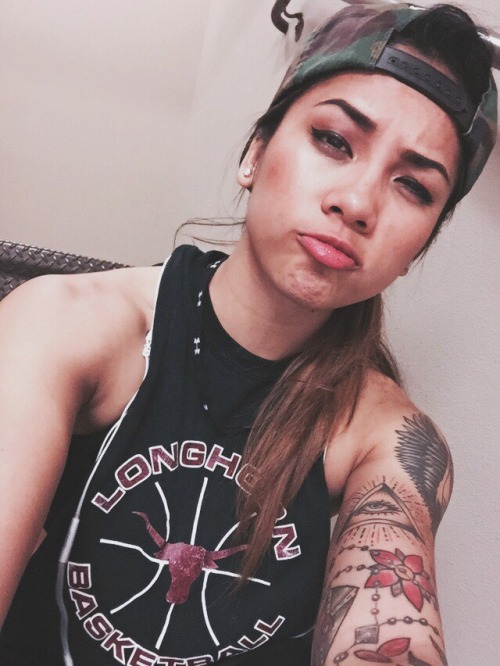 itspameladelacruz:  School, work & finally the gym 💪✔️  Cutie 😍😍😍😍😍