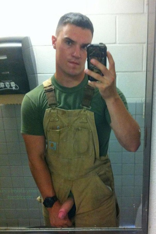 gaypornfrenchy:  Jolis amateurs.