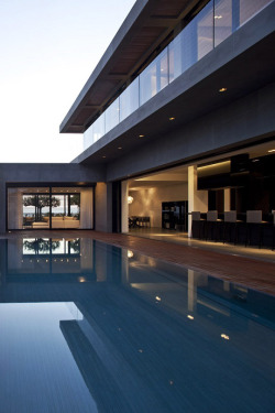 livingpursuit:  Hezelia Home | Pitzo Kedem Architects   Tanju Qzelgin