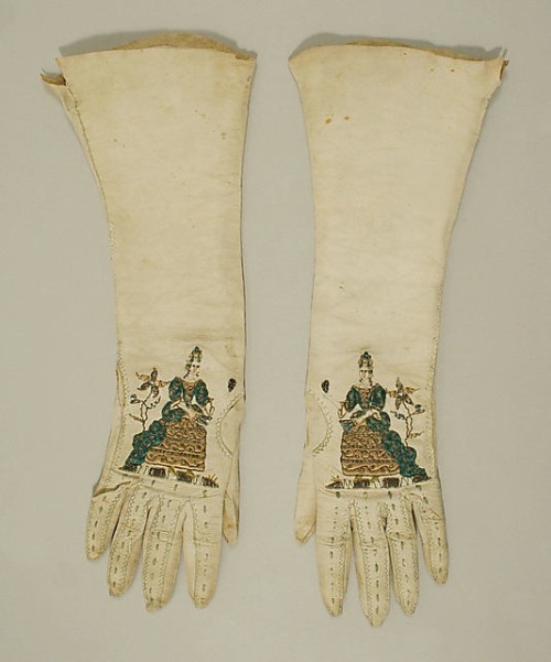 Silk and leather gloves,1785 Britain 