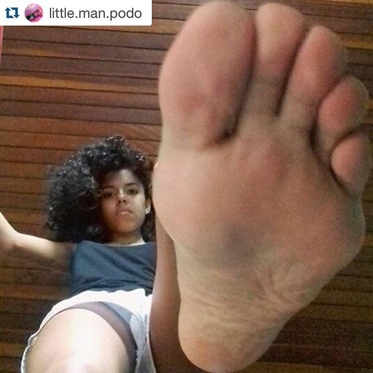 siltespieds:  #Repost @little.man.podo with @repostapp. ・・・ Giganta: “Pequenino