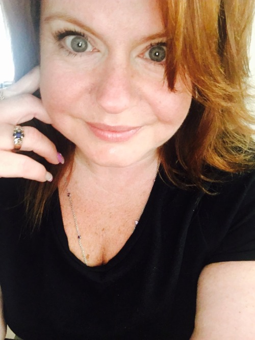 prettylilredhead: Wednesday work selfies! I feel good… Have an awesome day everyone Red