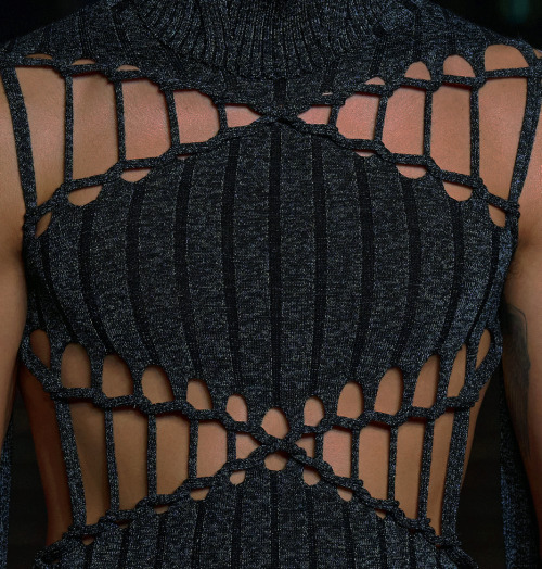 Driflloon:  Dion Lee Fw22