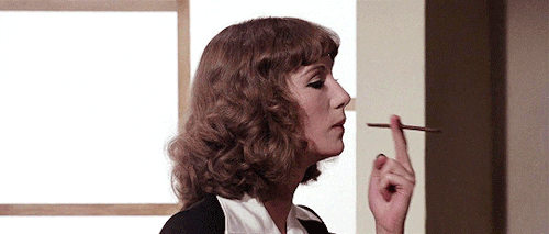 jeannemoreau:Daria Nicolodi in PROFONDO ROSSO (Dario Argento, 1975)