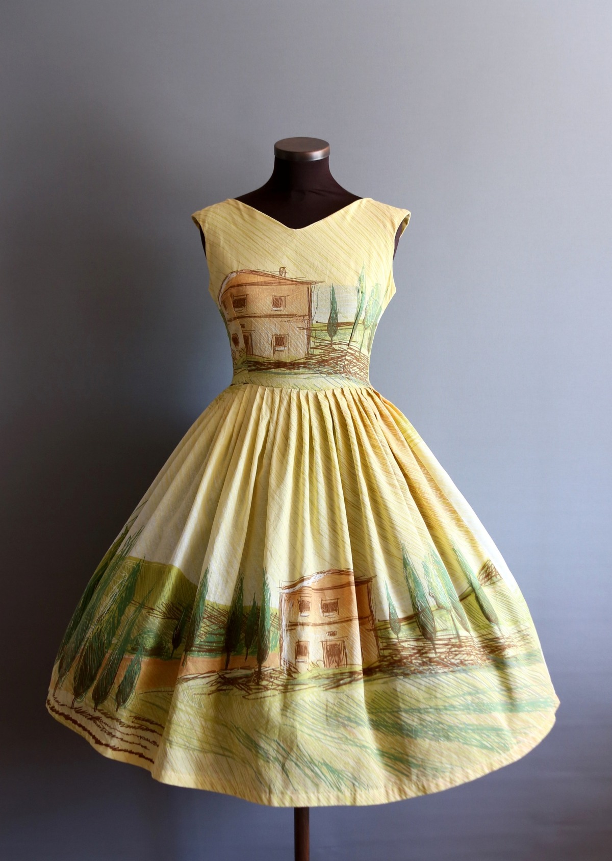 sosuperawesome:  1950’s Style Pleated Skirt Cotton Dresses  Pastello Dresses on