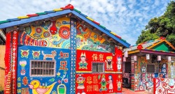 itscolossal:  Rainbow Village: An Entire Community in Taiwan Hand-Painted by a Single Man