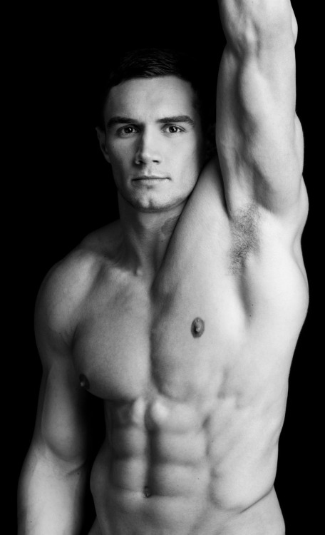 mancrushoftheday:  omnomnomen:  Tristan Edwards.   Reblogged via The Man Crush Blog / Facebook / @man_crush