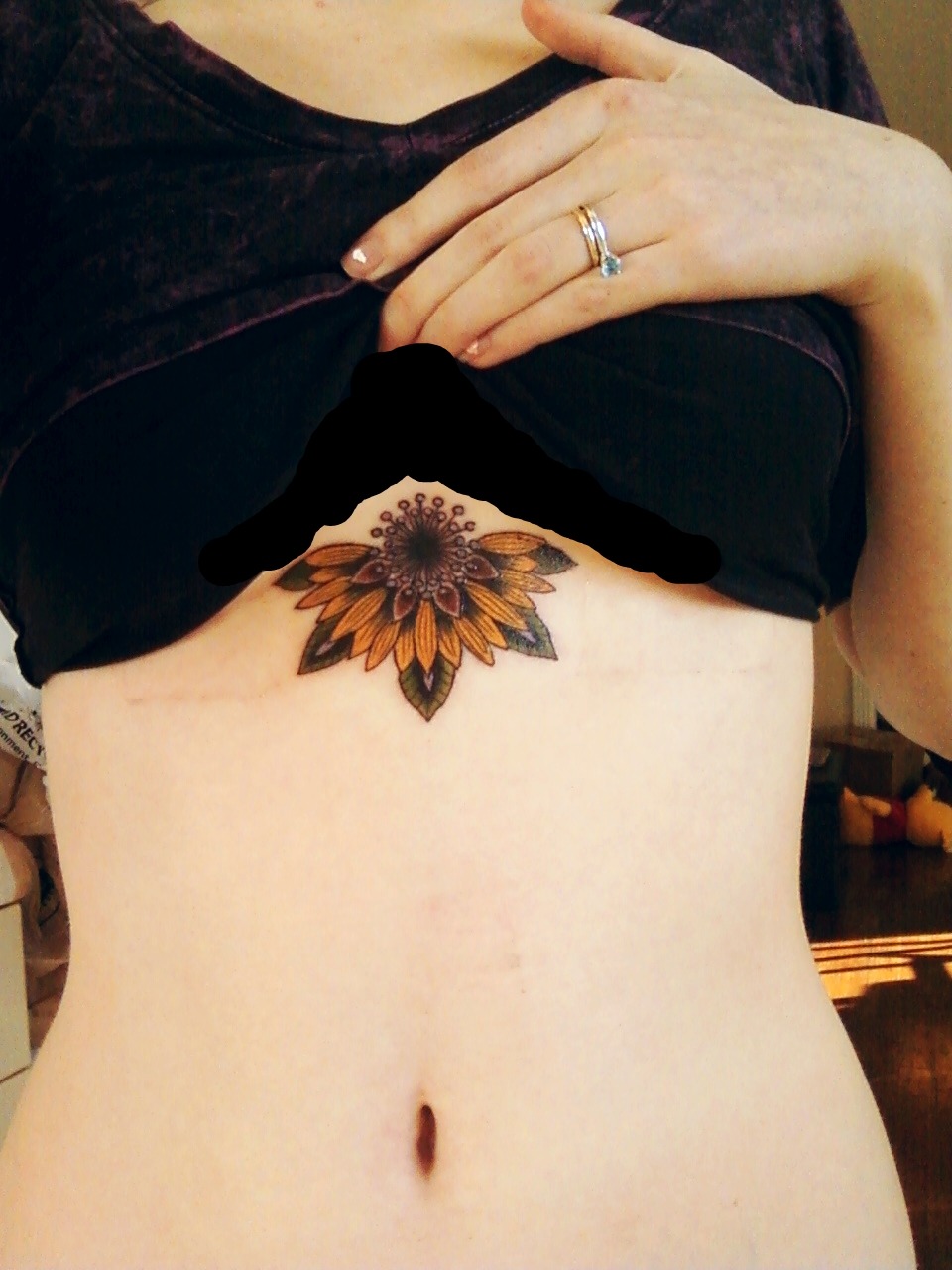 manipura-asana:  Tattoo! Sunflower mandala over my 3rd chakra. Love love love how