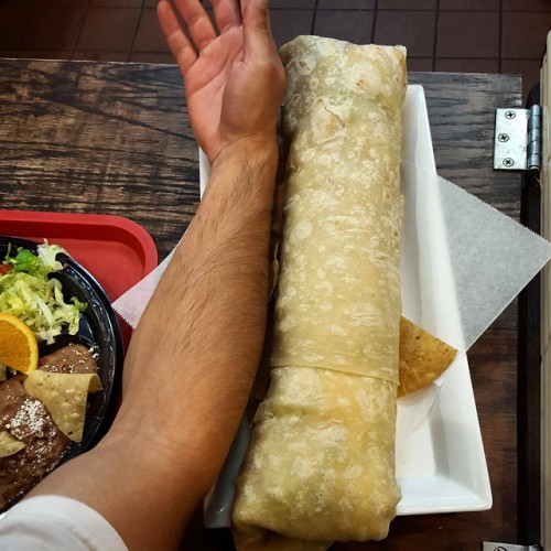 burritogram:@qhamoudi clearly believes in a good #postworkout meal. #burrito #addict by melissadee14 http://ift.tt/1KPNcFt UNBELIEVABLE 😍 Also I know exactly where this place is I’m going to get one and then die