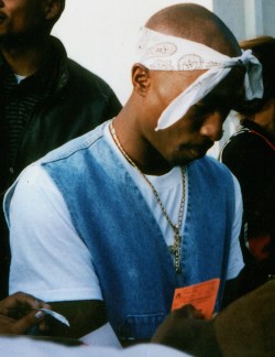99kk:  Tupac