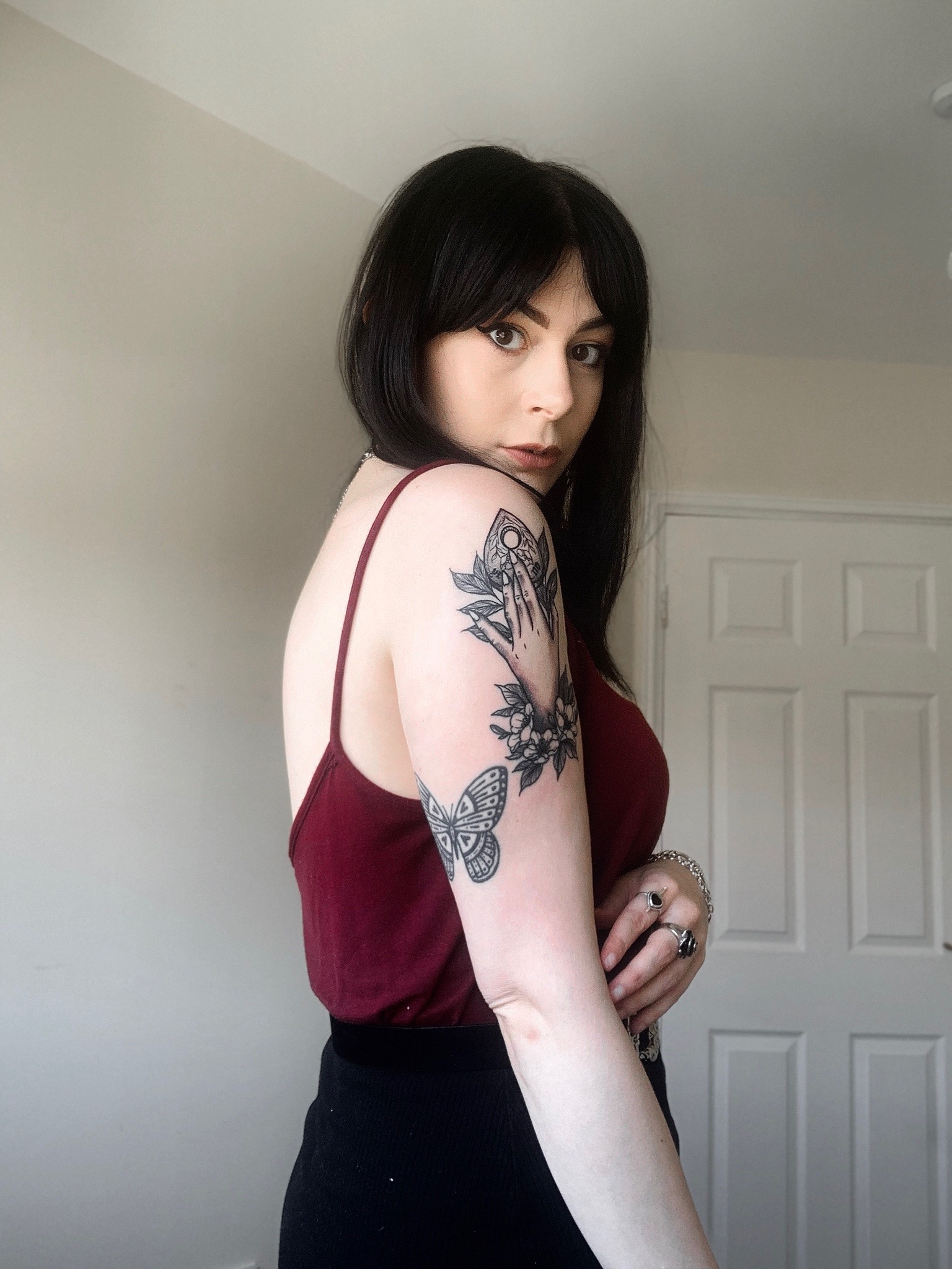 merlot-at-tiffanys:Showing’ off the arm tatts 🖤IG: saint.jezebel